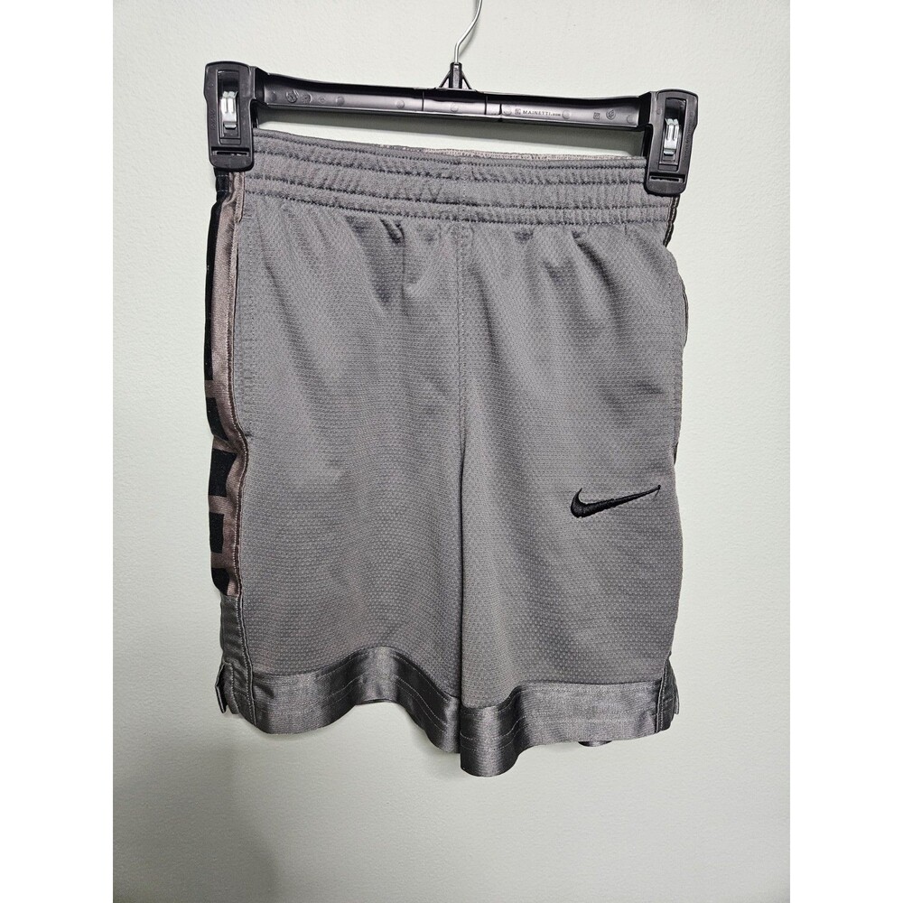 Sz M - Nike Kids Shorts